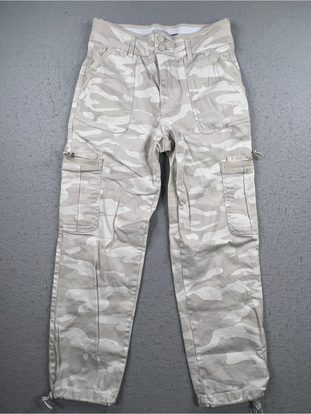 Democracy Women’s Size‎ 4 Beige Camo Cargo Pants Utility Cinch Cuffs